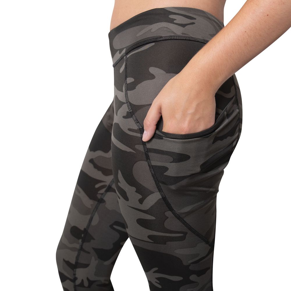 Womens Workout Performance Camo Leggings With Pockets - Black Camo